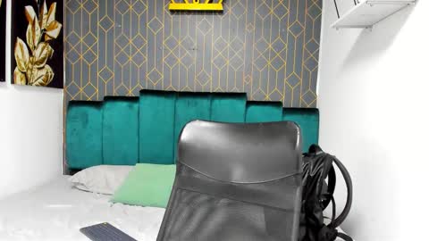 Snapshot of jason_shaw_ chatting on 01.12.26 Jasson Shaw online show from 01.12.26