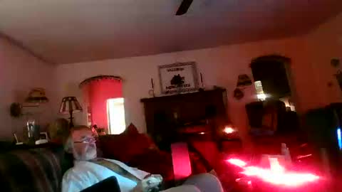 Snapshot of jasonreloaded694u chatting on 10.18.25 Jason online show from 10.18.25