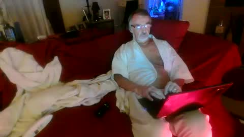 Snapshot of jasonreloaded694u chatting on 11.26.25 Jason online show from 11.26.25