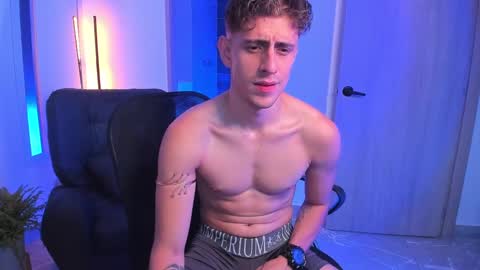 JASPER JONES online show from 01.11.25