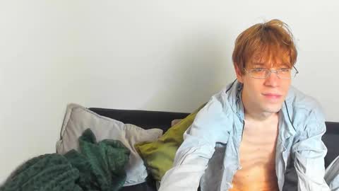 Snapshot of jasper_wilson chatting on 10.04.25 Jasper online show from 10.04.25