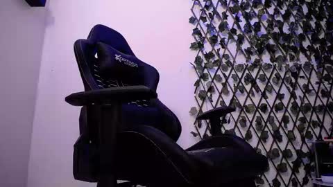 JKing  online show from 03.05.26