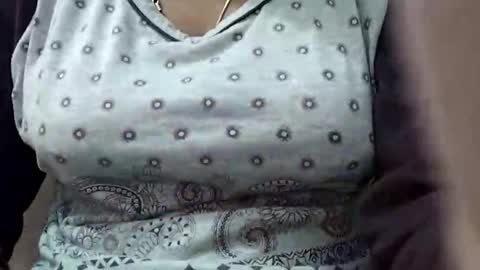 Snapshot of jasspreettt chatting on 11.18.25 jasspreettt online show from 11.18.25