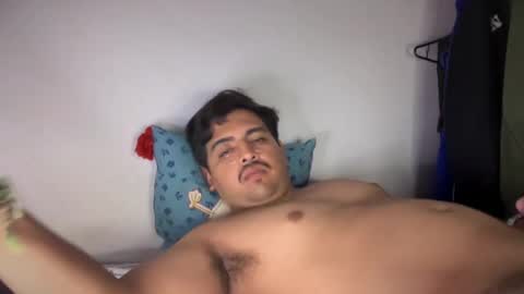 Snapshot of javiermichi chatting on 09.23.25 javiermichi online show from 09.23.25