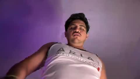 Snapshot of javiermichi chatting on 09.28.25 javiermichi online show from 09.28.25