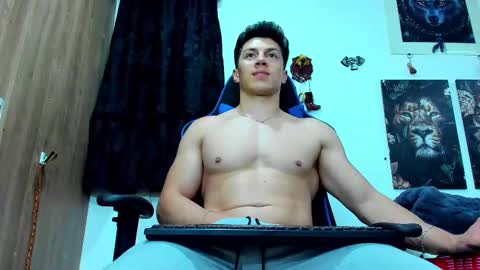 Javier online show from 02.23.25