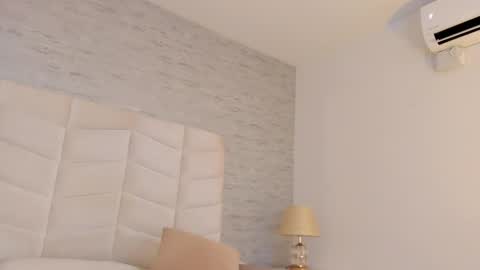 jax black online show from 01.15.26