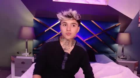 Snapshot of jaxwolf_ chatting on 01.13.26 JAX online show from 01.13.26