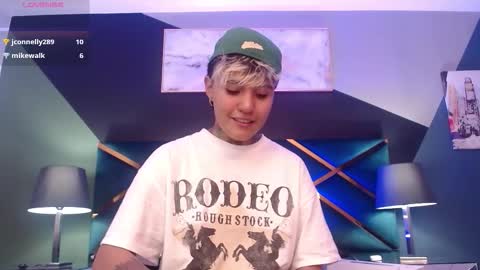 Snapshot of jaxwolf_ chatting on 02.08.26 JAX online show from 02.08.26