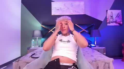 Snapshot of jaxwolf_ chatting on 02.26.26 JAX online show from 02.26.26