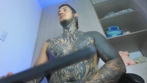 Michael independient model online show from 02.25.26