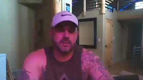 Snapshot of jay_banks0420 chatting on 02.19.25 jay_banks0420 online show from 02.19.25