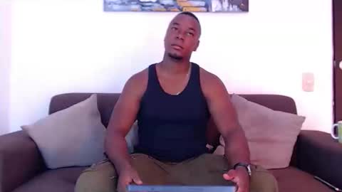 Snapshot of jay_smit chatting on 12.04.24 jay smit online show from 12.04.24