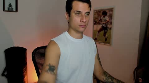 Jay Alvarrez online show from 02.05.25