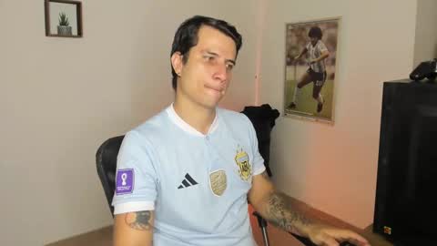 Jay Alvarrez online show from 03.02.25