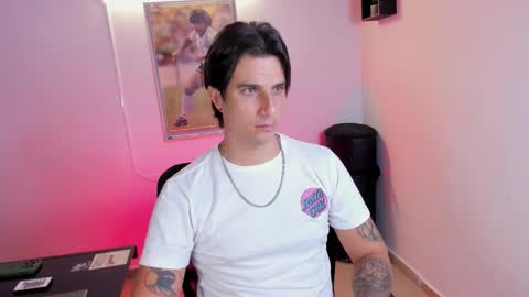 Jay Alvarrez online show from 11.08.25