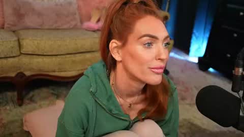 JennyBlighe online show from 07.07.26