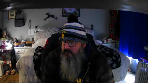 Grand Zaddy or Jay its casual online show from 02.27.26