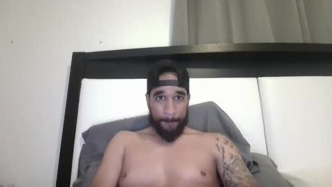 Snapshot of jayden23236 chatting on 02.15.25 jayden23236 online show from 02.15.25
