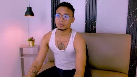 Snapshot of jayden_morris chatting on 01.12.26 Jayden Morris online show from 01.12.26