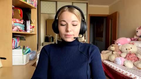 Mira online show from 10.13.25