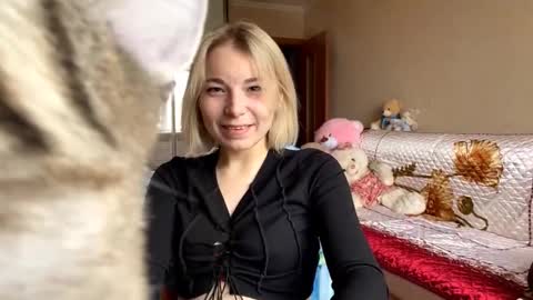 Mira online show from 10.18.25