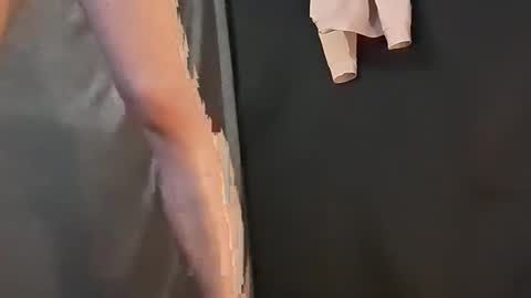 J online show from 11.04.25