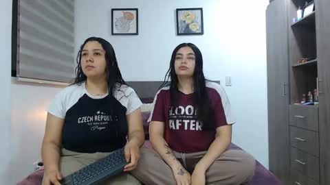 Snapshot of jazmin_dharius chatting on 05.06.26 Jazmin and Scarlett online show from 05.06.26