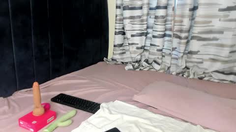 jazmin_jade online show from 04.03.26