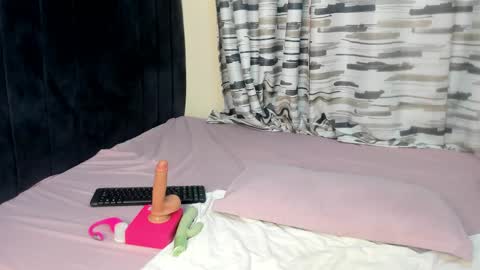 jazmin_jade online show from 04.04.26