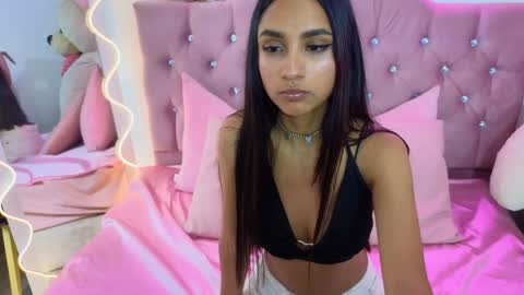 Jazmin  online show from 01.16.25