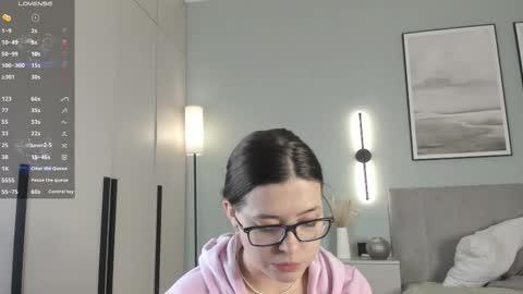 Mira the personal mirage D online show from 12.22.25