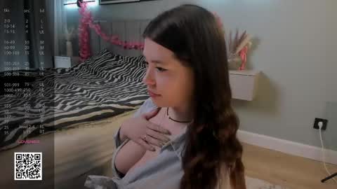 Snapshot of jazminenakano chatting on 05.02.26 Mira the personal mirage D online show from 05.02.26