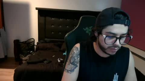 Snapshot of jbx6x9 chatting on 12.01.25 NiceD online show from 12.01.25