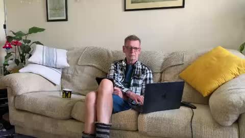 Snapshot of jcar57 chatting on 04.16.26 Jon online show from 04.16.26