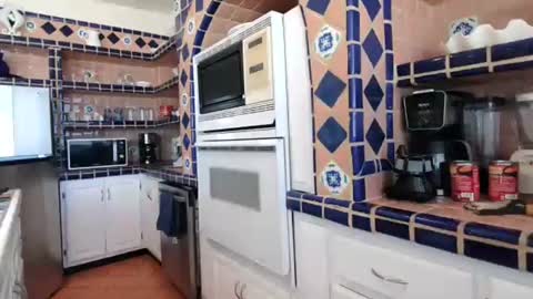 JCcurves online show from 01.09.25