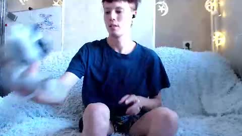 Angel online show from 06.10.26