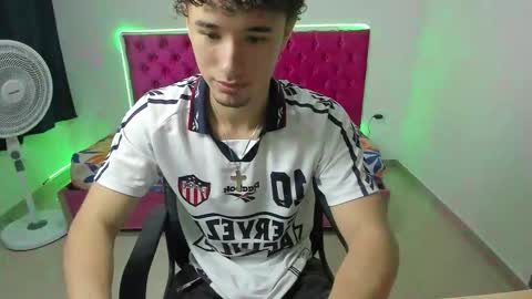 Snapshot of jean_burns chatting on 02.02.26 jean_burns online show from 02.02.26