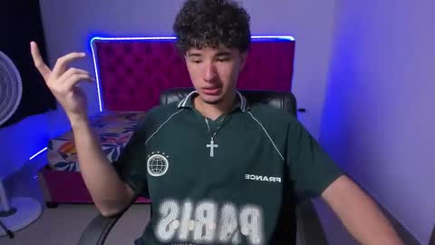 Snapshot of jean_burns chatting on 02.14.26 jean_burns online show from 02.14.26