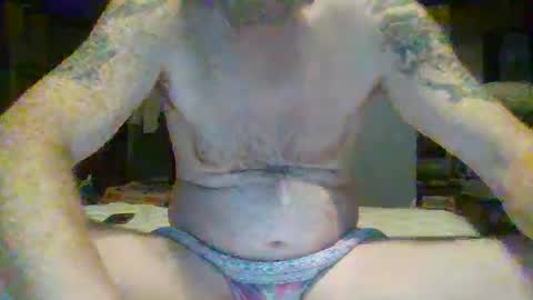 jearnold811938547 online show from 10.04.25