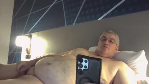 Snapshot of jecko71 chatting on 03.09.25 dadbody71 online show from 03.09.25