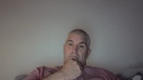 Snapshot of jecko71 chatting on 12.18.25 dadbody71 online show from 12.18.25