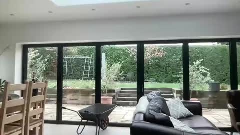 Sensual Jeeves online show from 11.12.25