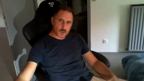 Snapshot of jef74700 chatting on 08.03.26 Jrme online show from 08.03.26