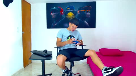 Snapshot of jeffer21_hot chatting on 01.15.25 jeffer21_hot online show from 01.15.25