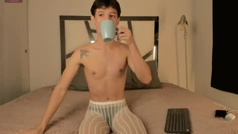 Snapshot of jei_7m chatting on 02.04.26 jei_7m online show from 02.04.26