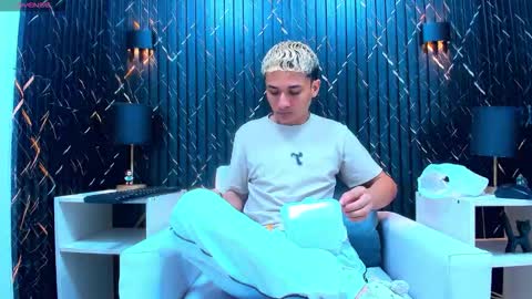 jeic 18 online show from 11.18.25