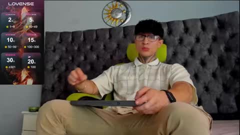 Snapshot of jeins_carter chatting on 01.10.25 JC online show from 01.10.25