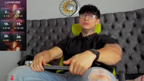 Snapshot of jeins_carter chatting on 01.11.25 JC online show from 01.11.25