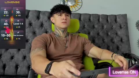 Snapshot of jeins_carter chatting on 02.17.25 JC online show from 02.17.25